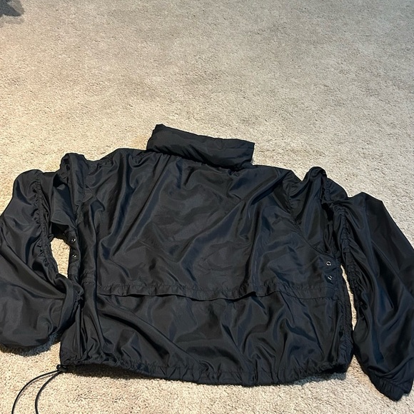Fabletics Black Bomber Windbreaker Jacket for Women - Picture 7 of 7